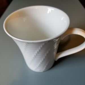 222 Fifth basket weave bone china teacup white